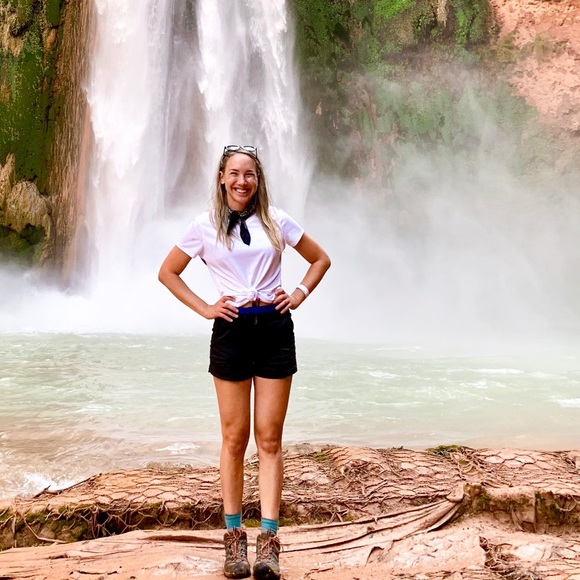 Meet your Posher, Marianne - Picture 1 of 1